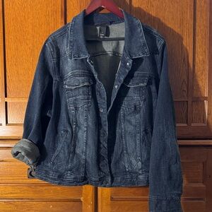 EUC Lane Bryant Classic Denim Jacket Dark Wash Trucker Style Snap Closure